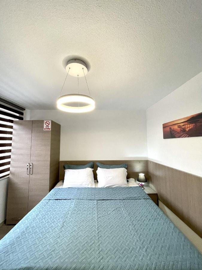 Stone Bridge Hotel Peje Extérieur photo